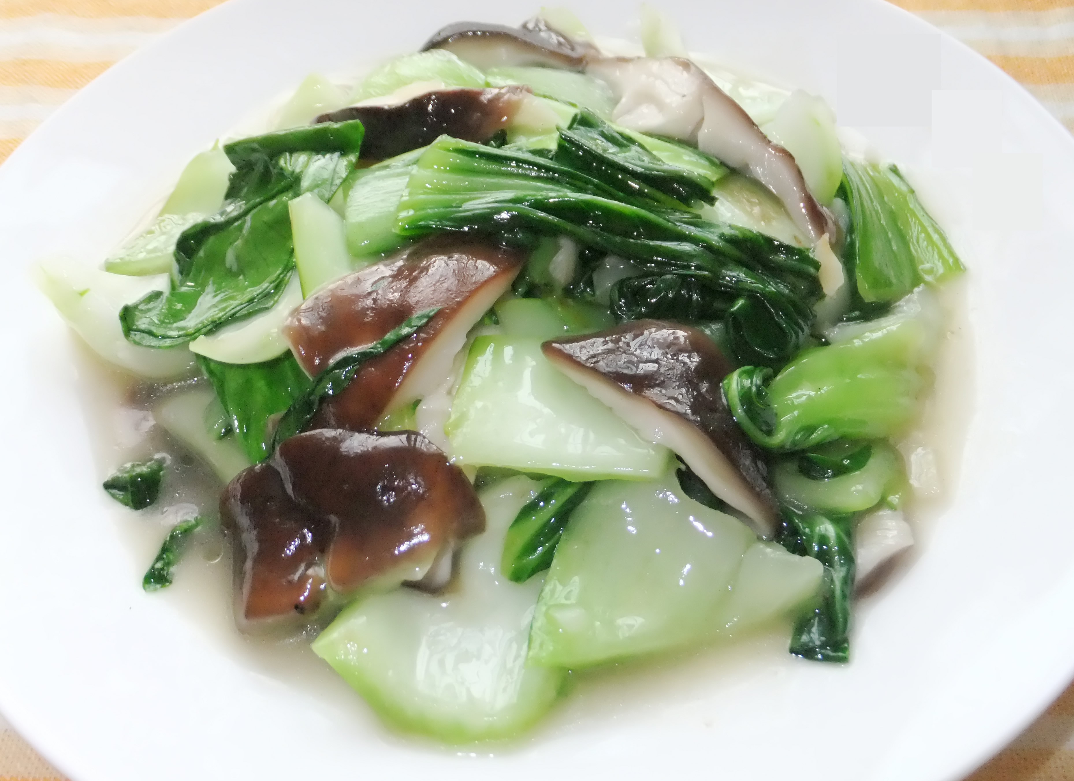 推荐食谱   香菇奶白菜